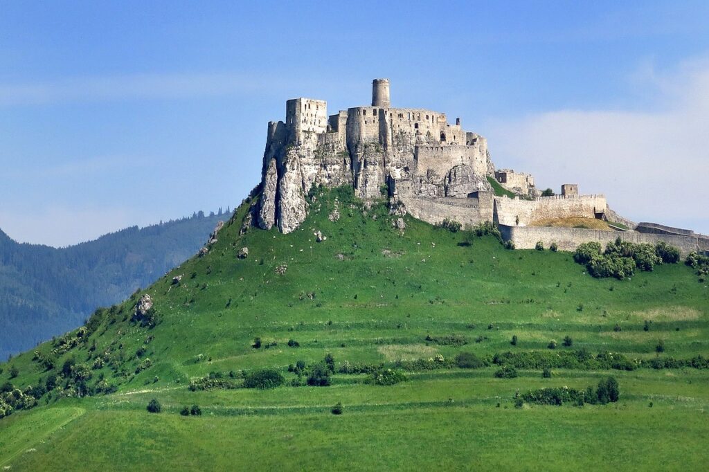 Slovakia spiš castle castle hilltop ruins citadel fort