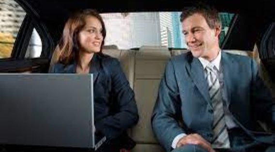 Ten things to check before you hire a corporate limousine service