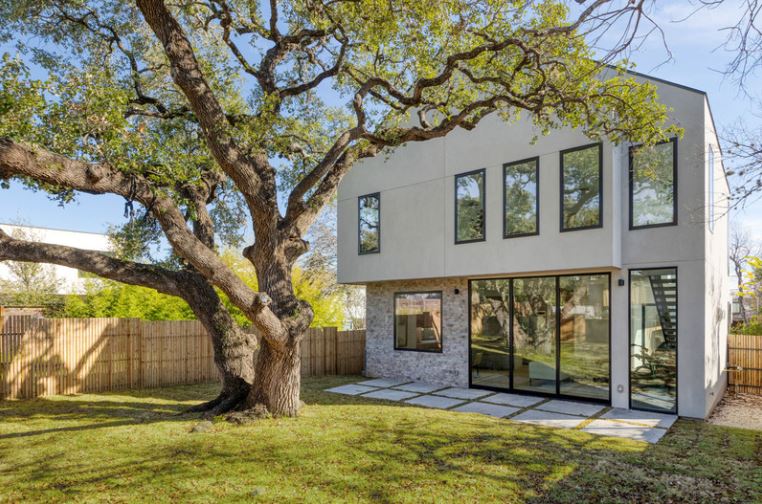 custom home building contractor Austin TX