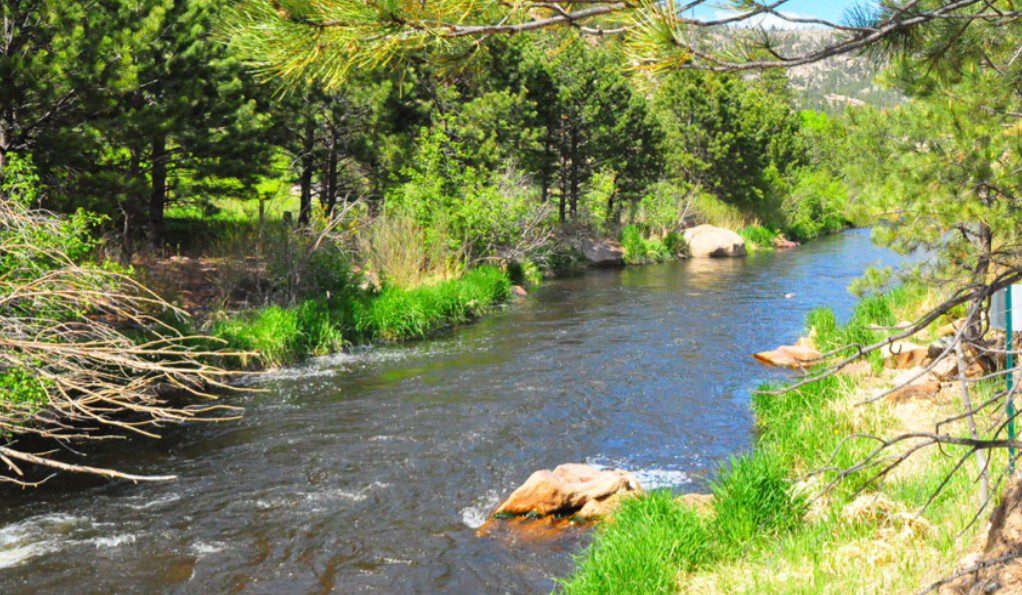 estes park lodging for families