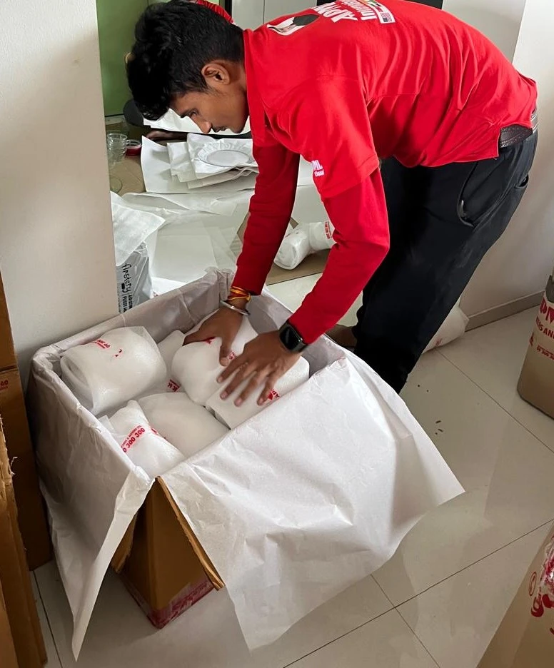 moving service in Singapore